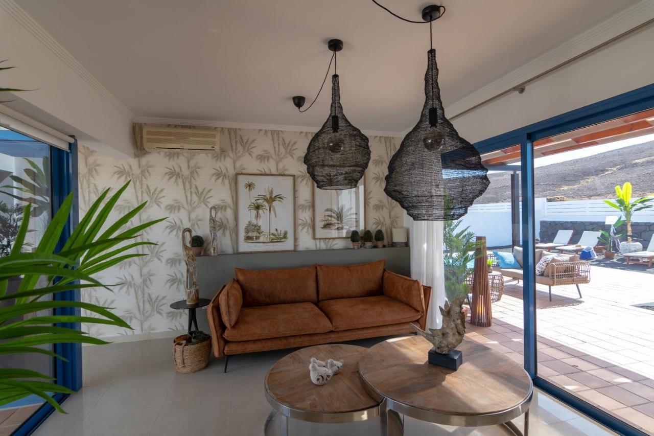 Villa Briseida By Villalia ปลายาบลังกา ภายนอก รูปภาพ